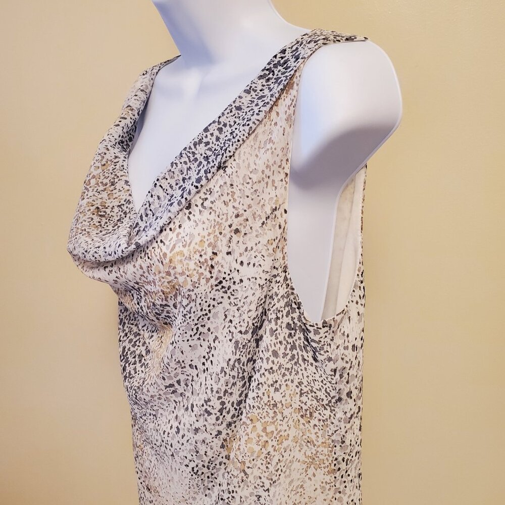 Ann Taylor Factory Cream Gray Patterned Sleeveless Cowl-Neck Shell Top - (M) - Picture 4 of 14